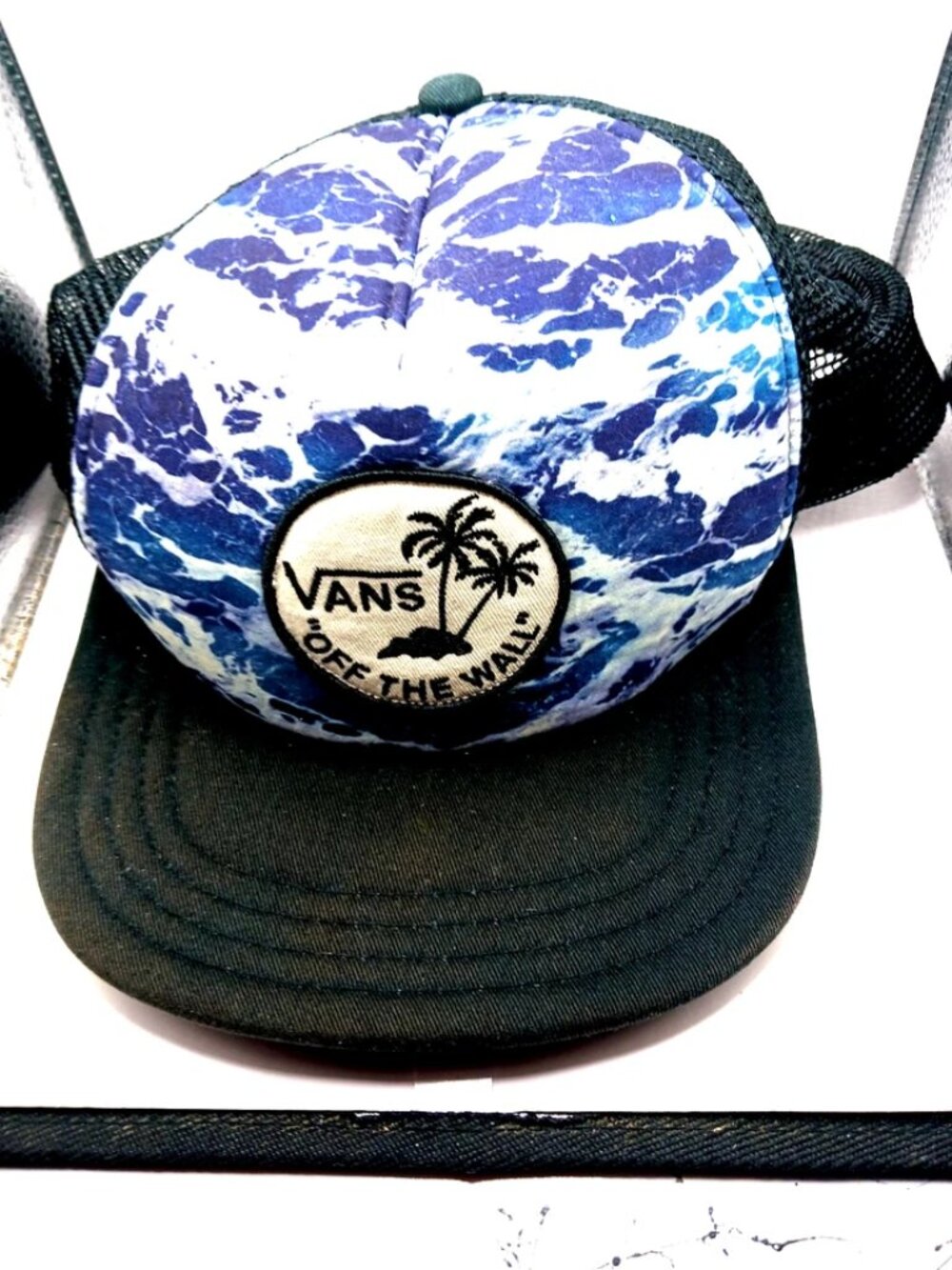 Vans Off The Wall Surfer Trucker Hat Snapback Cap Adjustable